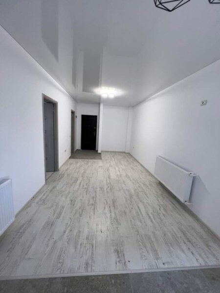 Zugrav glet 10 lei/ mp, lavabil 5 lei